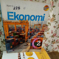 Image of Ekonomi Kelas XI : K13